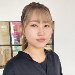松野下 美憂